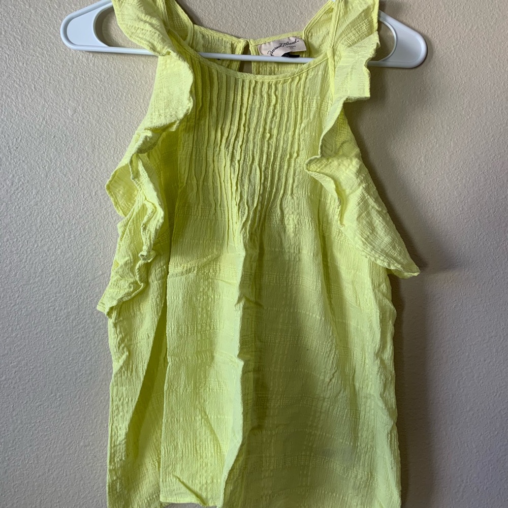 Universal thread top